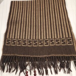 Fendi 💯 Authentic / wool 15 by 70 inches made in Italy